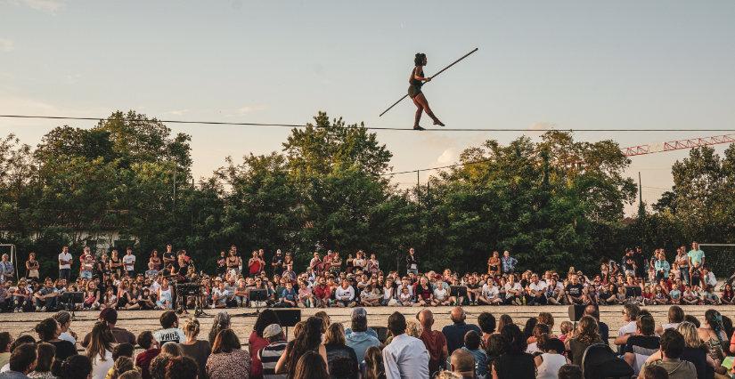 Spectacle de cirque « Soka Tira Osoa », au Dépôt des Bus Moventis de Grasse