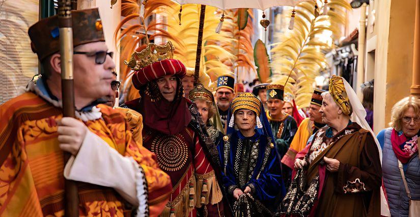 les rois mages à sanary sur mer Var La caravane des Rois Mages à Sanary-sur-Mer