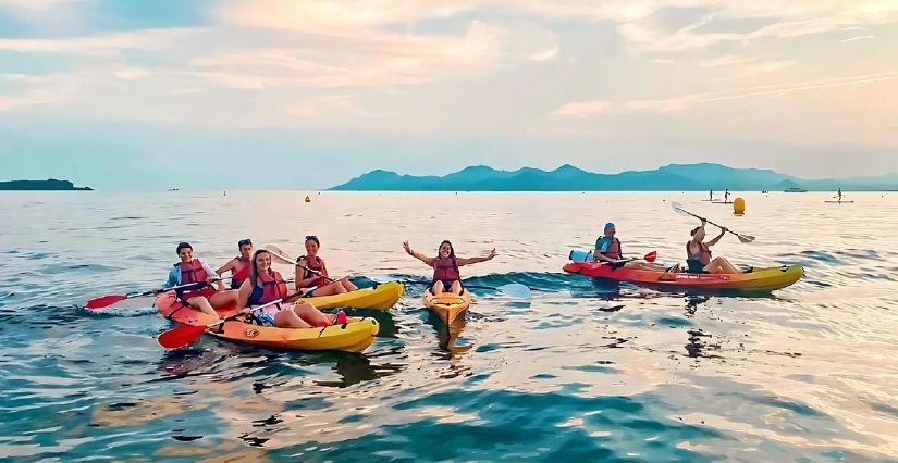 sortie kayak Cannes île de lerins ile sainte marguerite Rando soirée en kayak, baignade et apéro sur l’île sur lîle Sainte-Marguerite