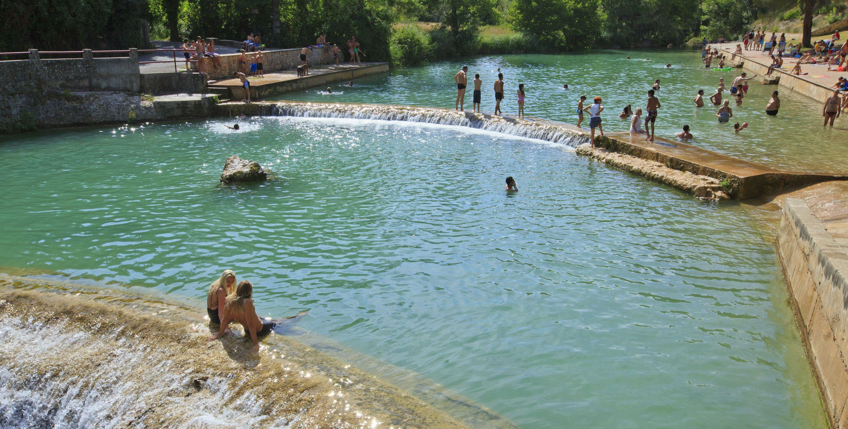 piscine naturelle de Salerne La muie Piscine naturelle à Salernes, un joyau rafraîchissant dans le Var