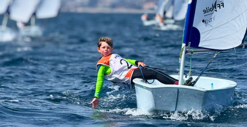 Voile à Cannes : abonnement multi-supports enfants et ados | Bases nautiques Cannes