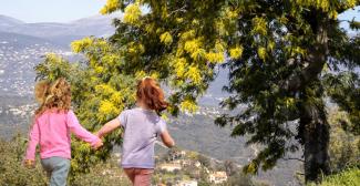 En famille sur la route du mimosa